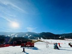 -鳌山滑雪度假区
