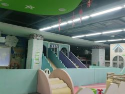 -孩子王童乐园(成都海滨城店)