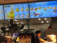 -麦当劳(轻轨曹杨路店)