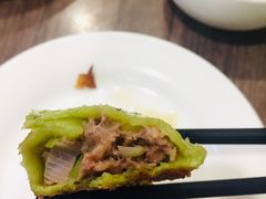 牛肉锅贴-今鲜源大酒店·中华餐饮名店(新湛路店)