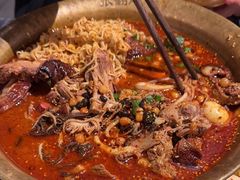 -张翻越·川渝冒菜·武汉黑鸭煲(城北万象城店)
