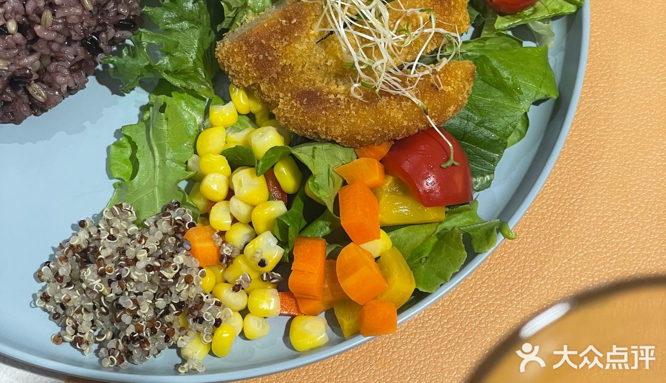 这家店用的是自己种的菜