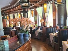 -八府香鸭·啫啫煲(华山路店)