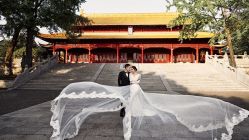 -雪中彩影婚纱摄影·微光艺术中心