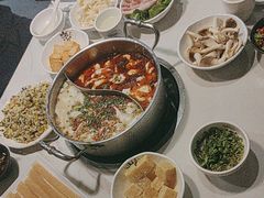 -德林酸菜鱼火锅(南丹店)