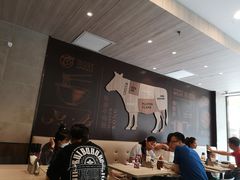 大堂-康师傅私房牛肉面(马泉营奥莱店)