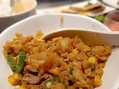 辣白菜牛肉粒炒饭-水木锦堂·自助铁板烧(世贸天阶店)