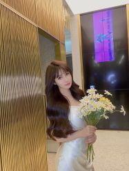 -AYO SALON