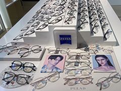 -LOGO眼镜·蔡司品牌折扣店(龙华清湖店)