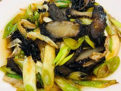 爆炒海参-大丰收海鲜酒楼·专业餐饮30年(连云港老字号店)