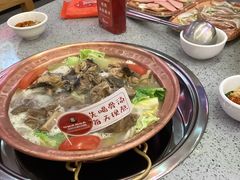 -阿婆情腊排骨火锅(金虹路店)