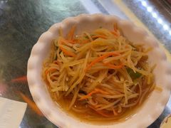 -金杨拉面王小吃面馆·牛三宝面·红烧牛肉粉