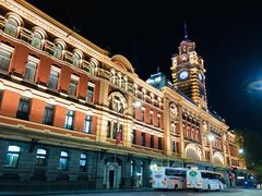 -福林德街火车站