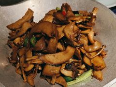 -卢大鲜鱼头捞饭(美利广场店)