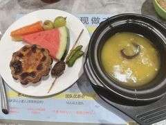 -金马门国际美食百汇(珞喻路店)