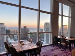 -大连星海皇冠假日酒店
