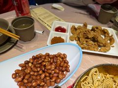 -肥肥虾庄·金牌油焖大虾(汉街SKP店)