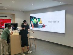 -华为授权体验店(万航渡路)
