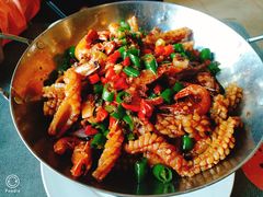 干锅鱿鱼虾-小街天府