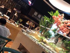 自助取餐区-亚马逊环球美食百汇(新城吾悦广场店)