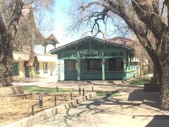 -铁路江上俱乐部