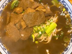 红烧牛肉面-竹青胶东摔面(黄岛开发区店)