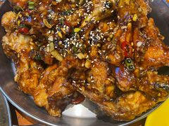 -BHC炸鸡(明洞总店)