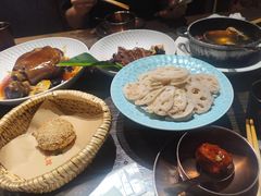 -魁盛居百年鲁菜馆(县西巷店)