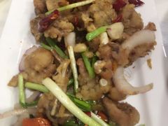 -虾弄弄海派小龙虾·牛羊蝎子火锅