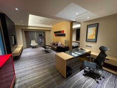 -青岛富力艾美酒店