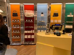 -乐蓬马歇百货公司(Rive Gauche)