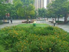 -瑞虹新天地月亮湾