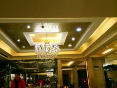 -品悦酒店(三林古镇店)