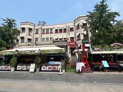 -塞纳河法国餐厅(意式风情街店)