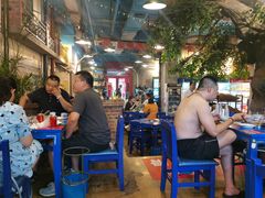-马路边边串串香形象店(磐石路店)