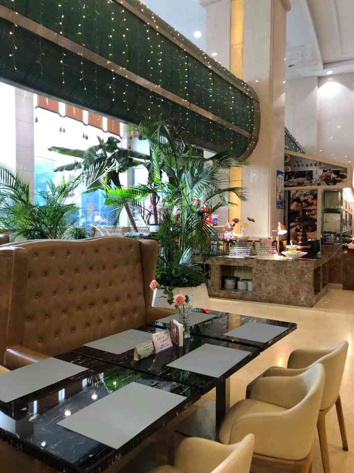 世纪海丰·沙棠牛排自助西餐厅