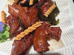 樟茶鸭-辣尚瘾·烤鱼·新川菜(交大直营店)