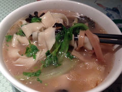 -萧记三鲜烩面美食城(郑汴路店)