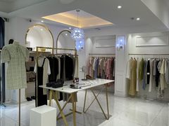 -nana showroom娜娜家服装店