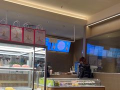 -奈雪的茶(湖滨银泰in77C区PRO店)