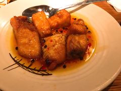 香煎海鲈鱼配百香果汁-Cau Go Vietnamese Cuisine