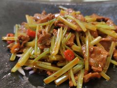 -黄家饺子东北特色菜馆(湖滨商业街店)
