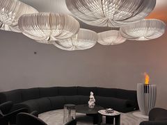 -涨巢·潮玩水疗局