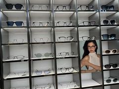 -LensCrafters亮视点(港汇恒隆广场店)