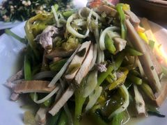 一盘绿小炒-逢源酒楼(东大街店)
