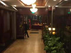 -聚春园自助餐厅(东街口店)