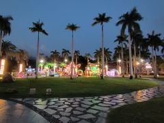 -亚龙湾中心广场