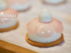 -VERIE BAKEHOUSE