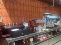-必胜客(上海华谊新所店)