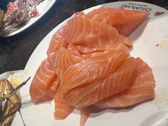 -川骄海鲜自助(王府井奥莱UP TOWN店原世界之花店)